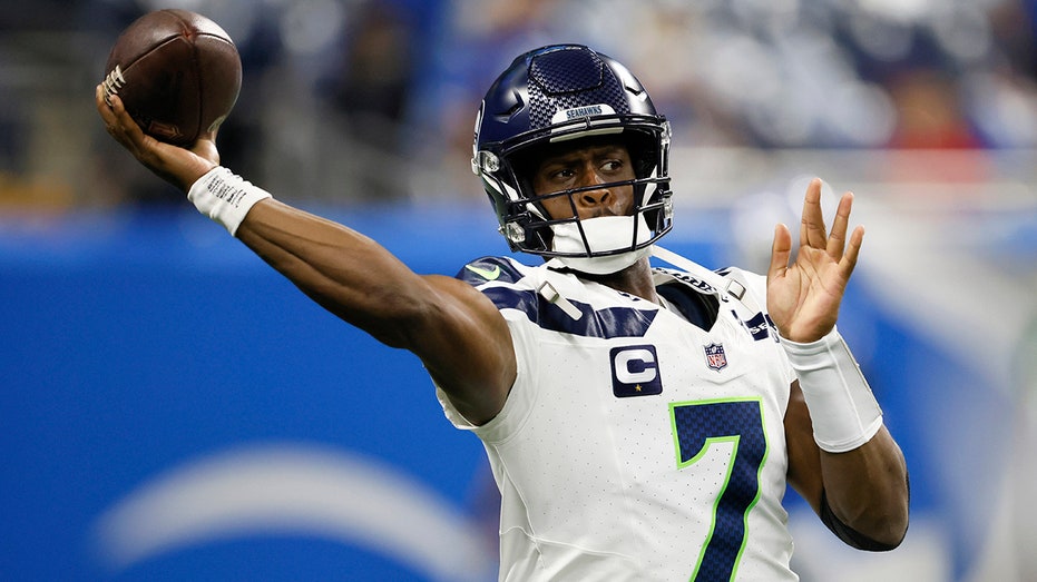 Seattle Seahawks quarterback Geno Smith (7) during an NFL football