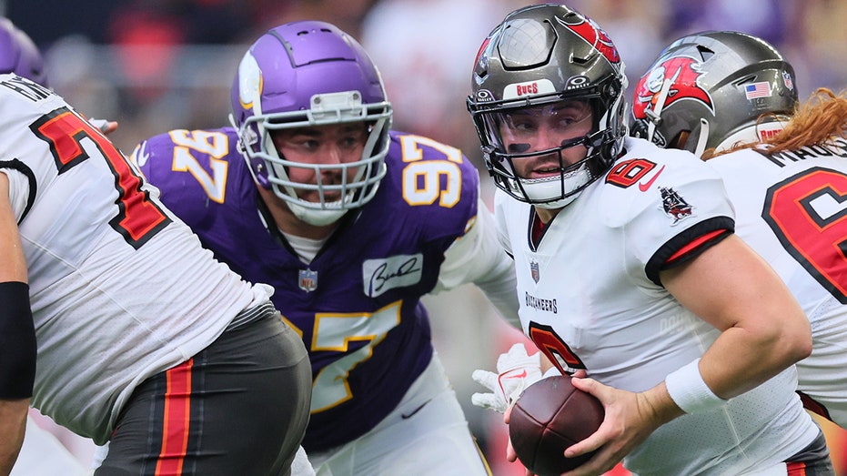 Mayfield figured out Vikings' hand signals in Bucs' Week 1 victory