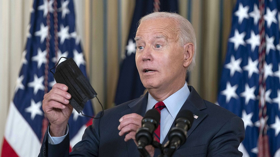 Biden jokes about being forced to wear a mask: ‘Don’t tell them I didn’t have it on’