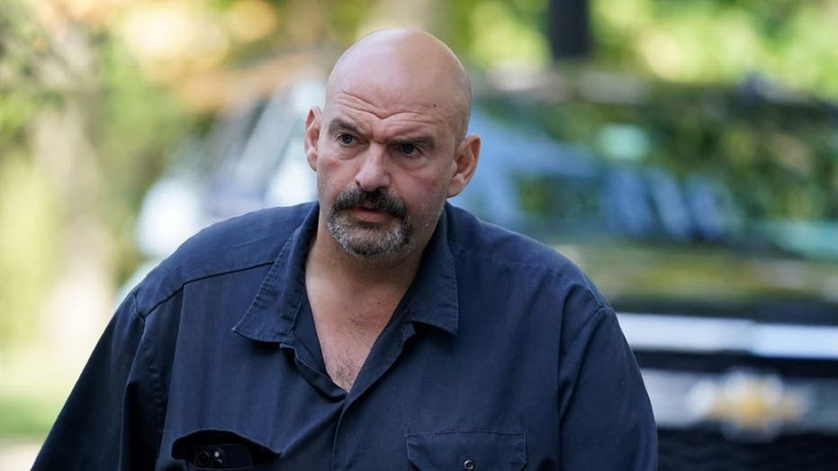 Fetterman blasted by conservatives after Senate drops dress code: ‘Stop lowering the bar!’