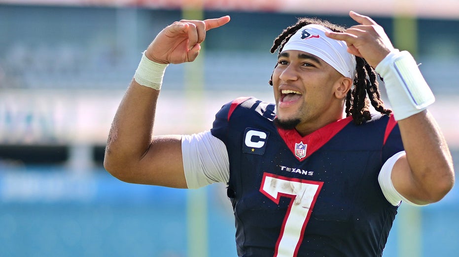 Texans vs Jaguars: Houston sends statement with resounding victory over  Jacksonville - Battle Red Blog