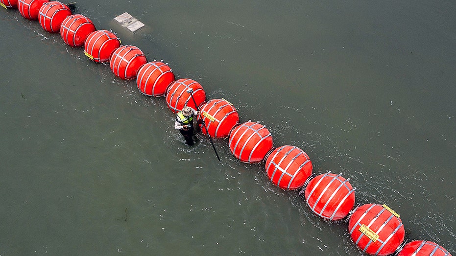 Court lets Texas keep floating border buoys in Rio Grande — for now