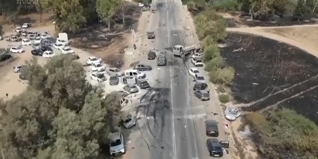Israeli music festival survivor describes horror of Hamas-led attack that left 260 dead - Vimarsana News