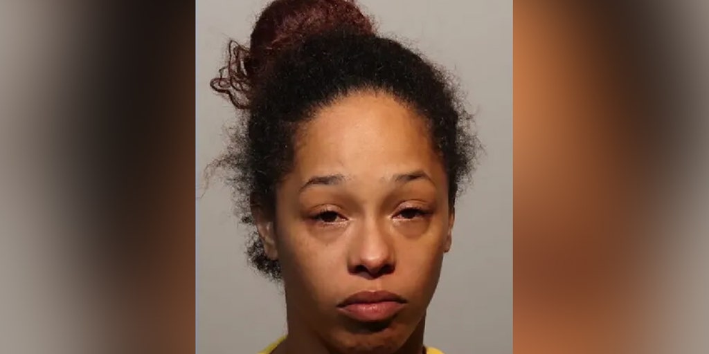 Florida parents charged with manslaughter after toddler son found floating in nearby pond - Vimarsana News