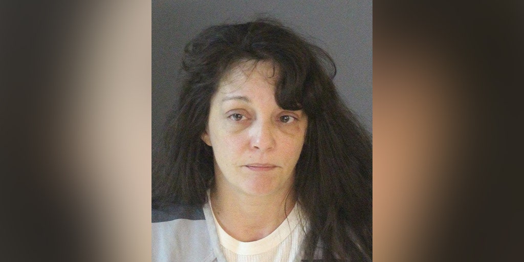 Woman set house ablaze with man inside, now faces arson, attempted murder charges: authorities - Vimarsana News