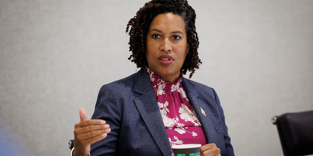 Critics demolish liberal DC mayor for forgetting where her own city's Metro lines go: 'Absolute embarrassment' - Vimarsana News
