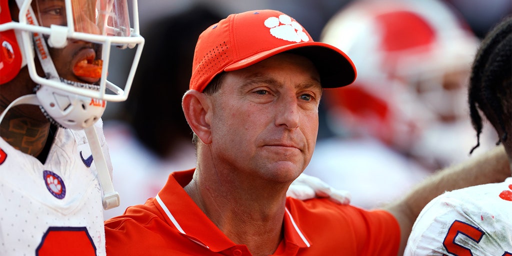 Clemson’s Dabo Swinney unloads on 'smart a--' fan during call-in radio show: ‘You're part of the problem’