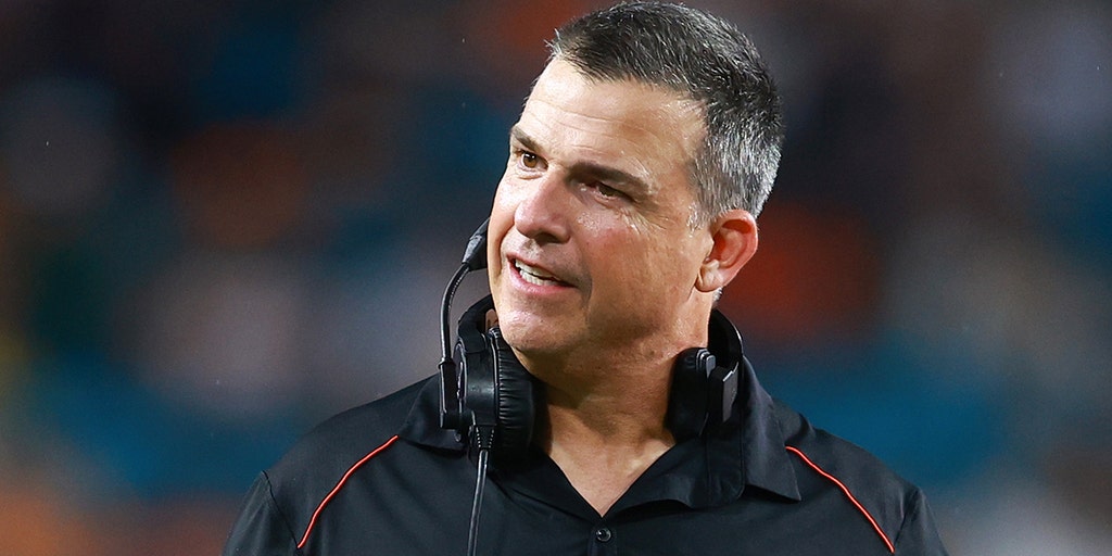 Miamis massive coaching blunder leads to heartbreaking loss to Georgia Tech Miamis massive coaching blunder leads to heartbreaking loss to Georgia Tech