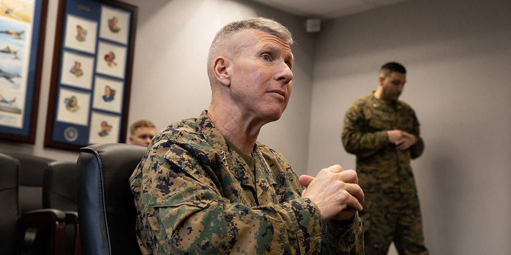 Top Marine commander hospitalized after suffering heart attack