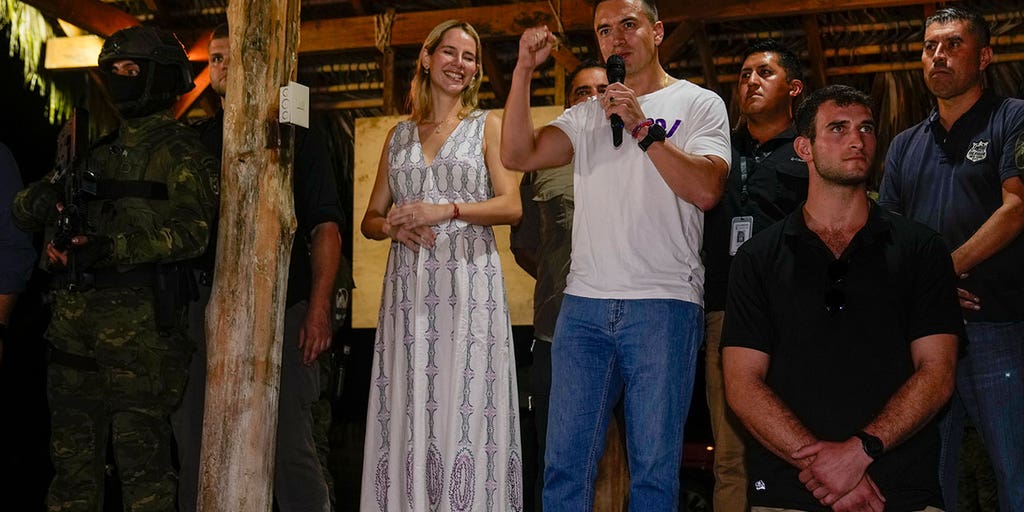 Heir to banana trade fortune in Ecuador, Daniel Noboa, wins presidential runoff election - Vimarsana News
