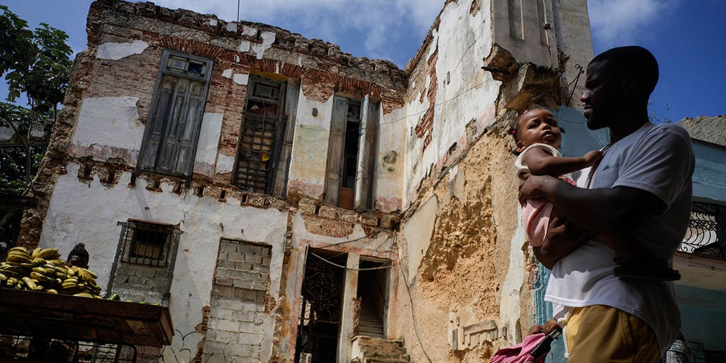 More and more buildings in Havana collapsing due to inclement weather, maintenance issues - Vimarsana News