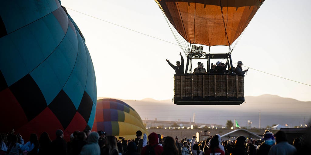 Albuquerque International Balloon Fiesta lifts off, brightening New Mexico's sky with colorful displays - Vimarsana News