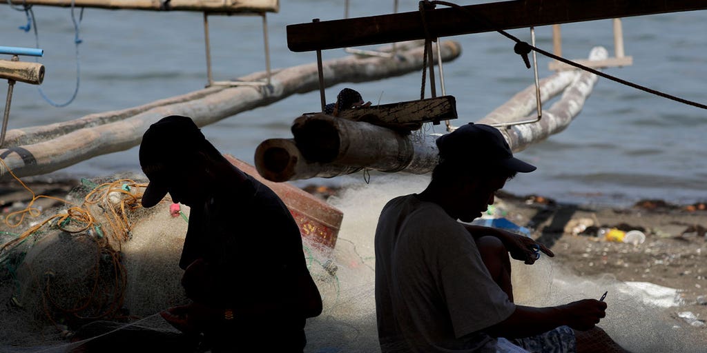 Canada to help Philippines track illegal fishing with satellite surveillance system - Vimarsana News