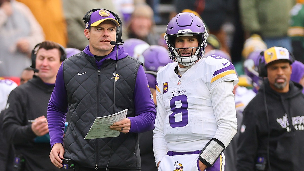 Kirk Cousins Throws Two Touchdown Passes In Vikings’ Win Over Packers ...