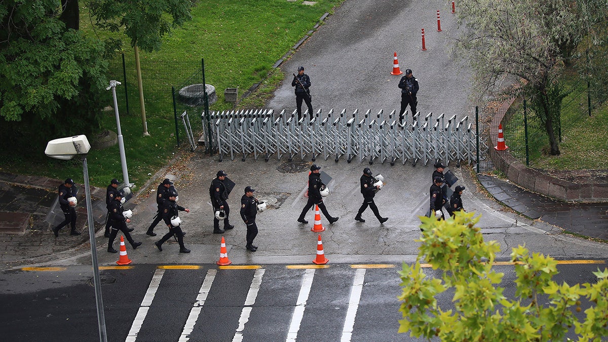 Turkish security forces 