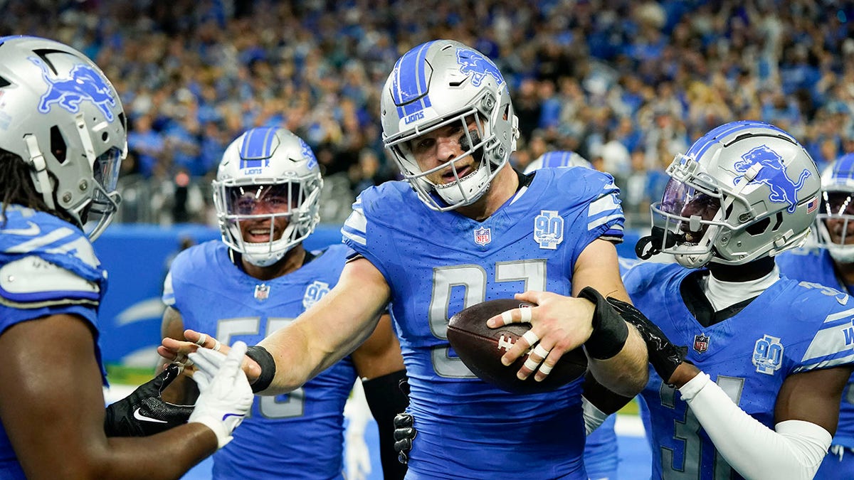 Jared Goff, Aidan Hutchinson Make Major Impact In Lions’ Win Over ...