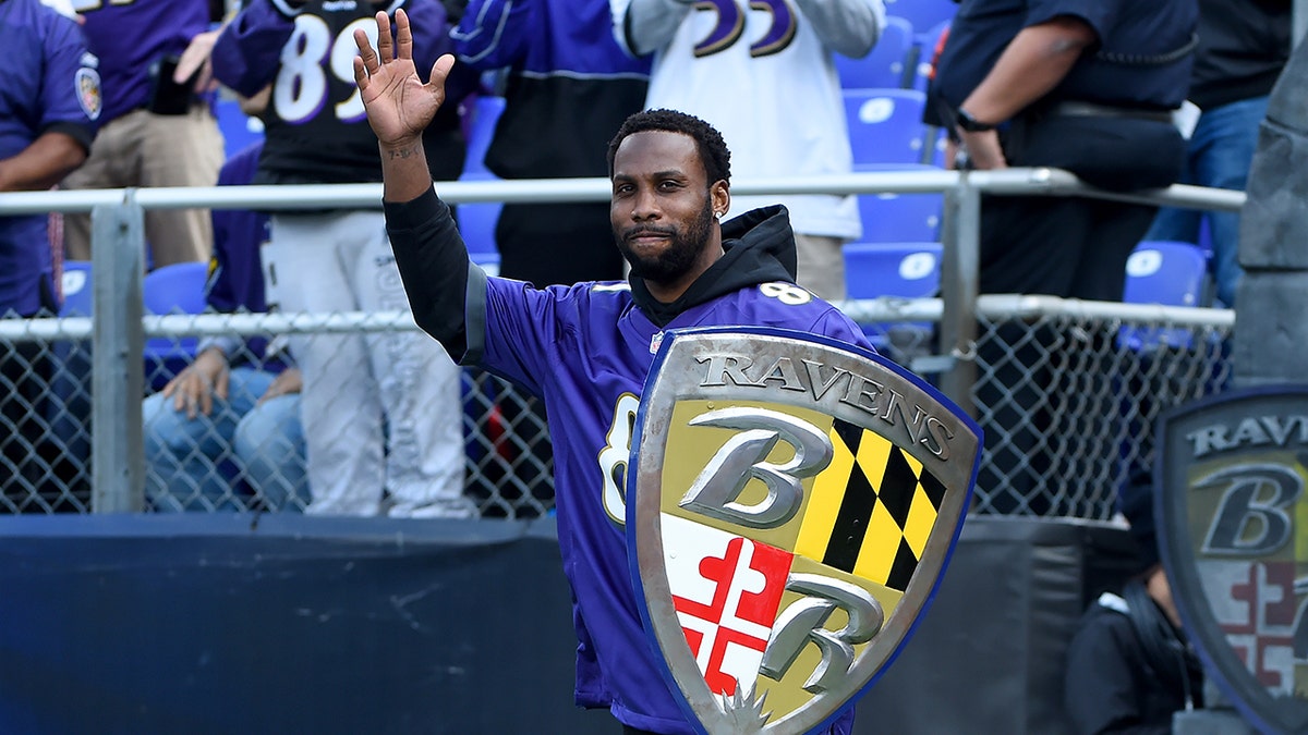 Anquan Boldin #81 of the Baltimore Ravens announces his retirement prior to the game against the Cincinnati Bengals at M&amp;amp;T Bank Stadium on October 13, 2019 in Baltimore, Maryland.