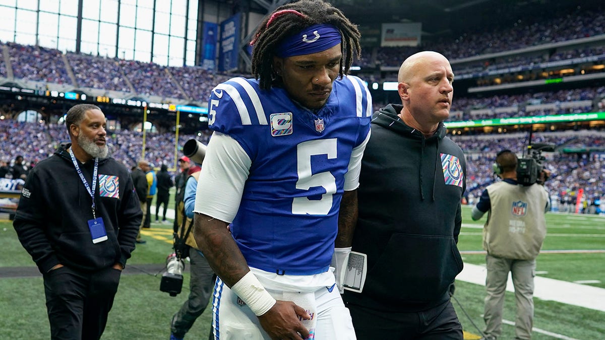 Colts’ Anthony Richardson exits game vs Titans with shoulder injury ...