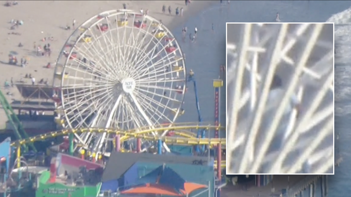 Man seen on Santa Monica Pier Ferris Wheel