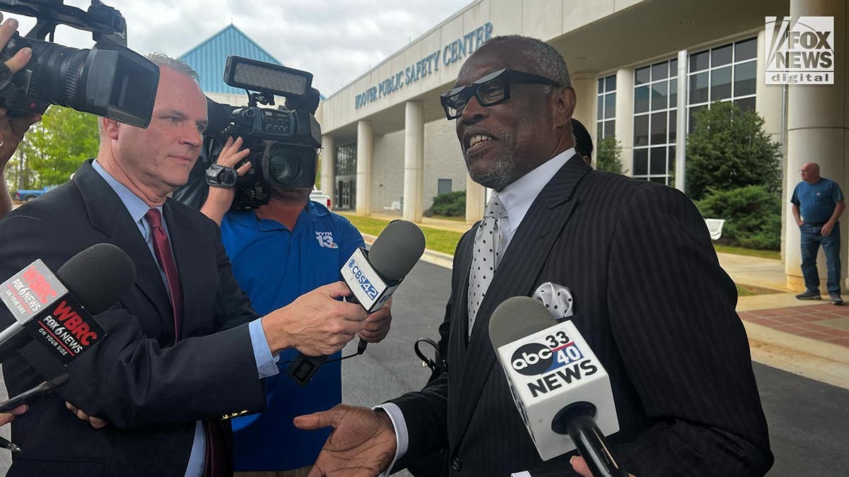Carlee Russell's attorney addresses the media