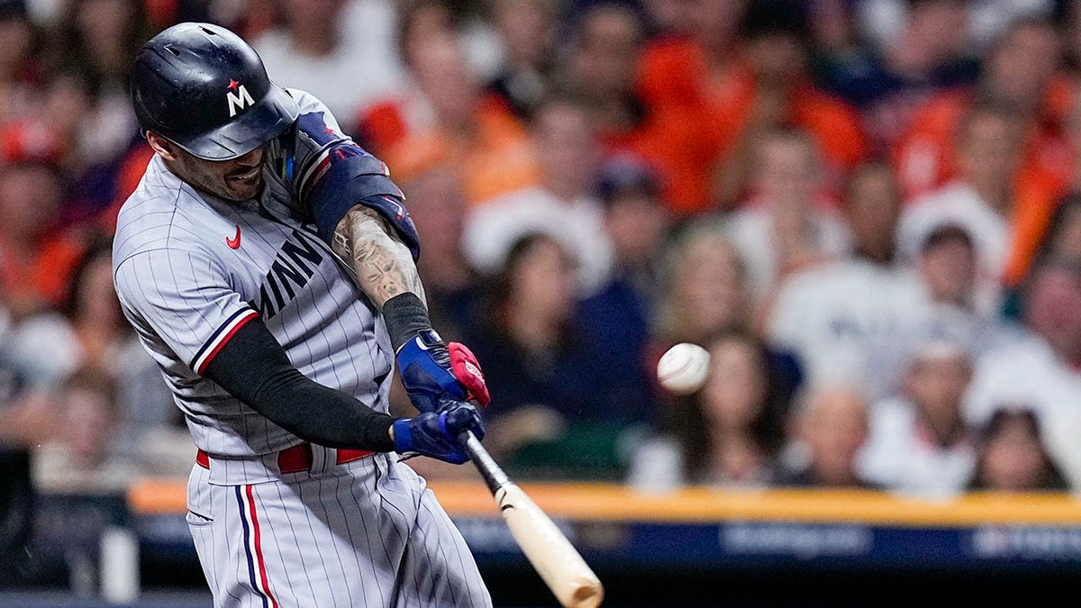 Twins' Carlos Correa helps tie ALDS with epic performance over former team