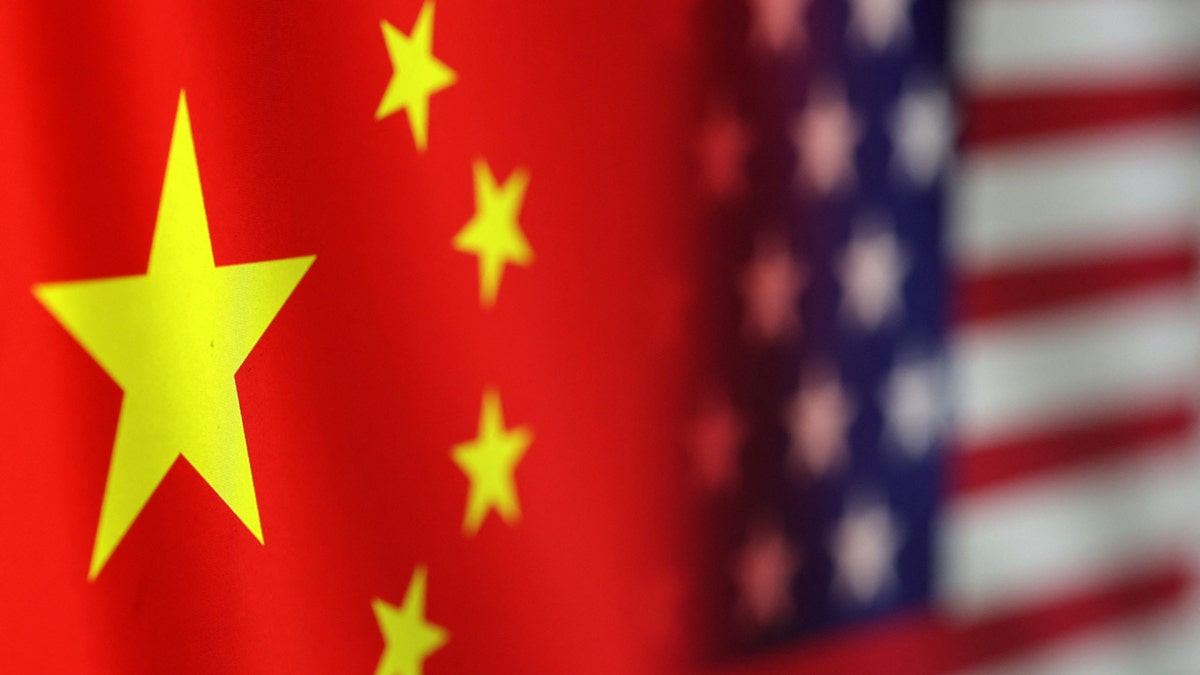 China USA flags