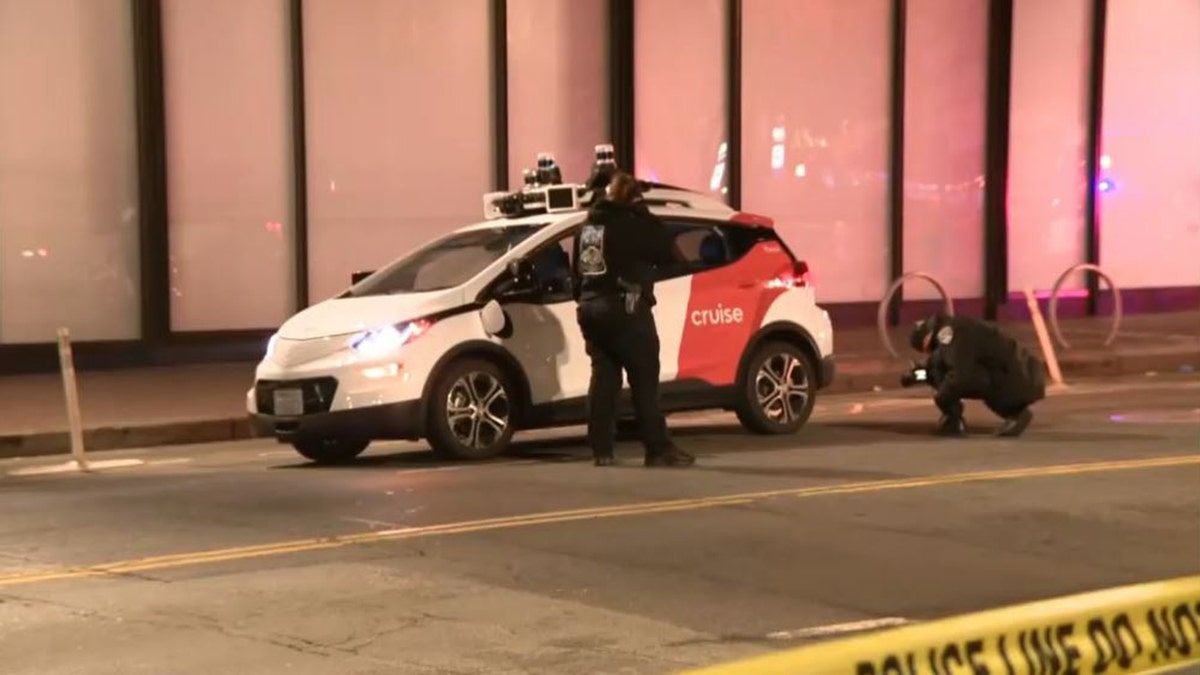 Self driving vehicle runs over pins woman in San Francisco