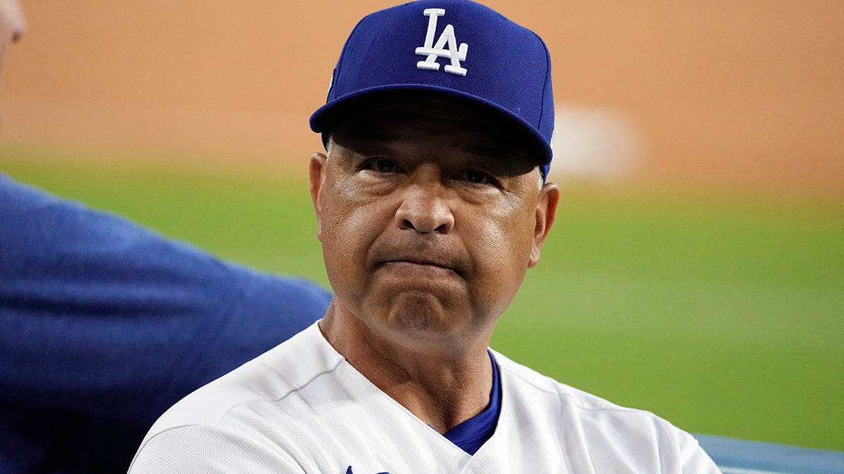 Dave Roberts grimaces