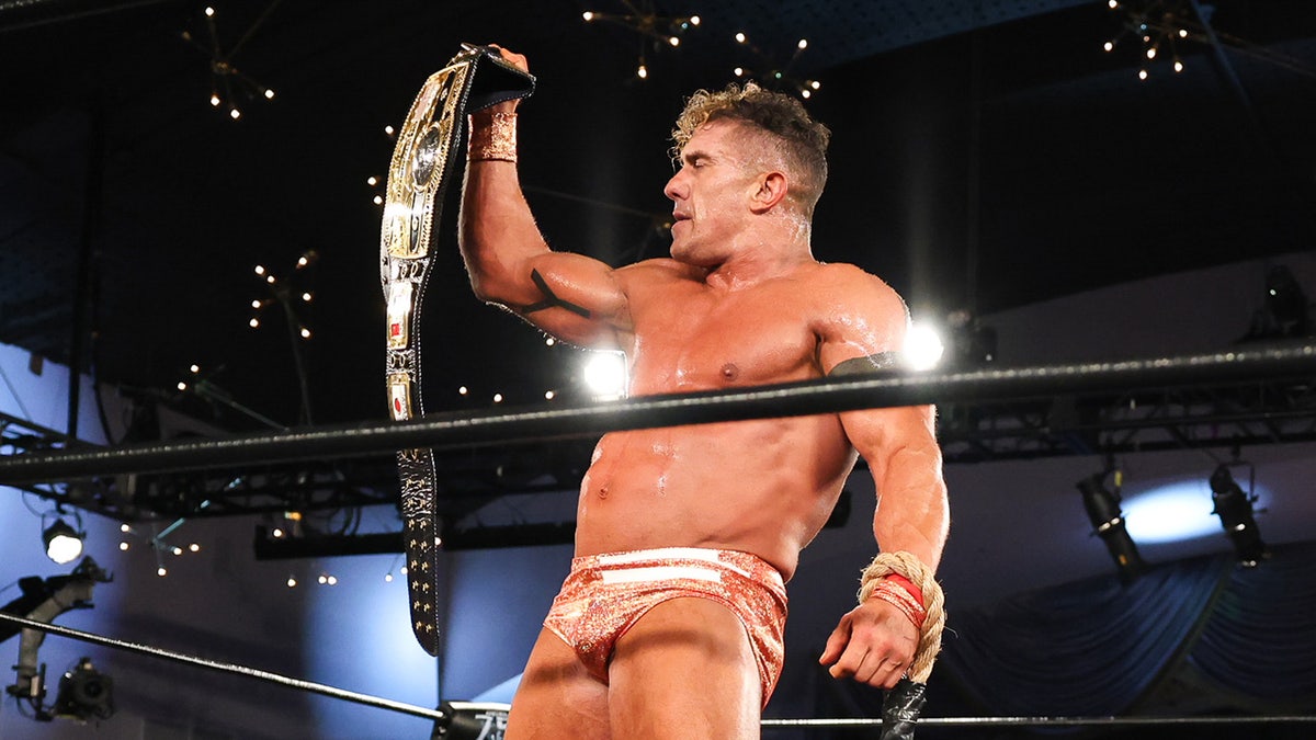 EC3 with the belt