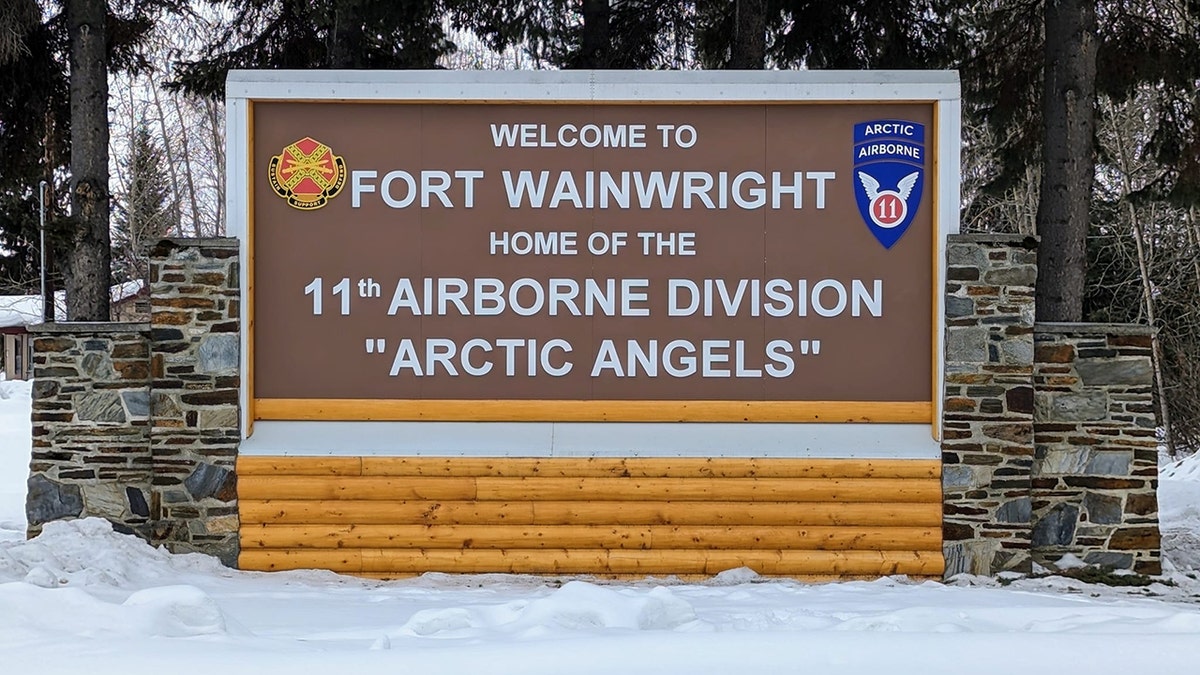 Fort Wainwright sign