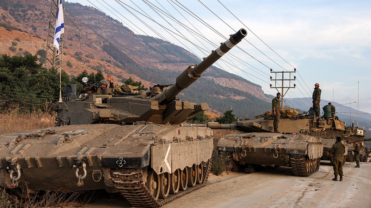 Tanks near the Lebanon border