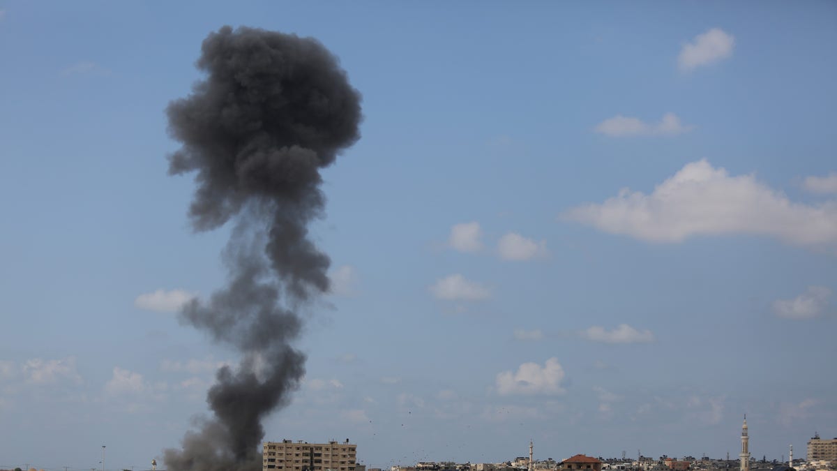 Bombardeio perto de Rafah Crossing