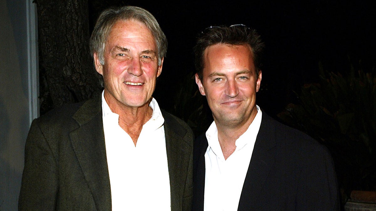 Una foto di John Bennett Perry e Matthew Perry