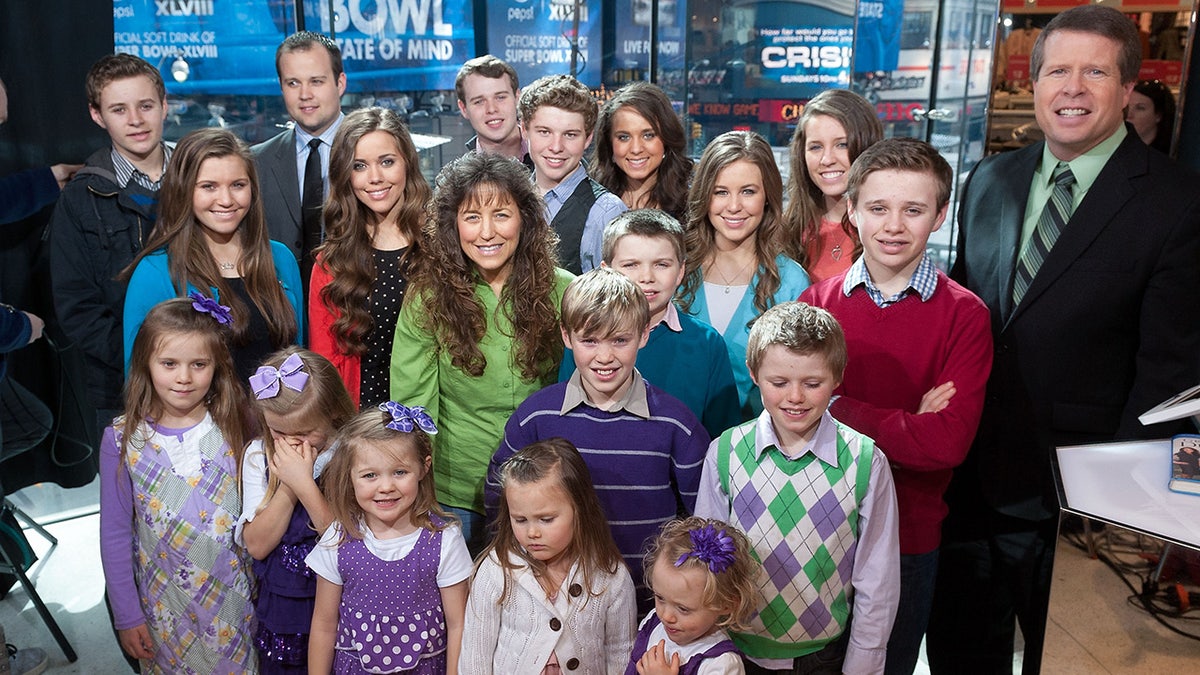 The cast of '19 Kids and Counting' in 2014