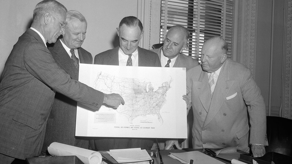 Lucius Clay and interstate committee
