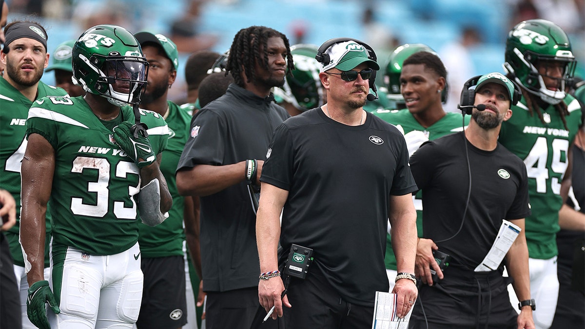 Nathaniel Hackett coaches against Carolina