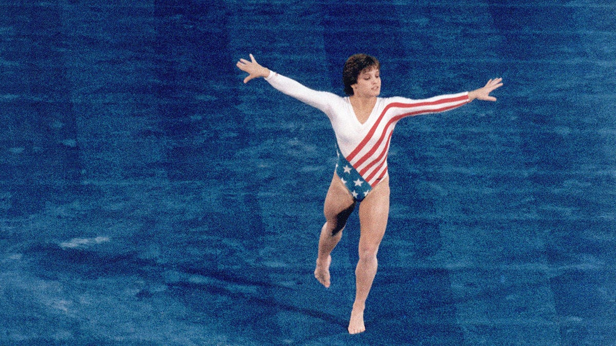 Mary Lou Retton performs