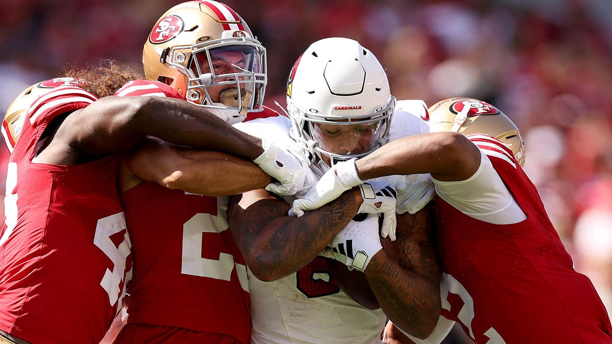 Cardinals' James Conner, 49ers' Talanoa Hufanga get into skirmish