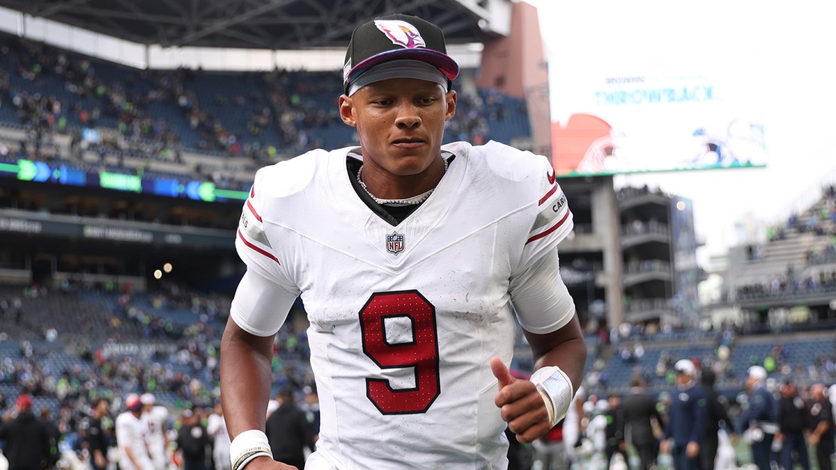 Vikings Trade For Cardinals Quarterback Josh Dobbs After Kirk Cousins ...