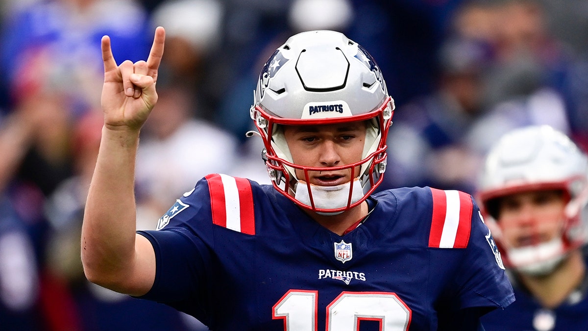 Mac Jones’ Game-winning Drive Leads Patriots To Shock Bills With ...