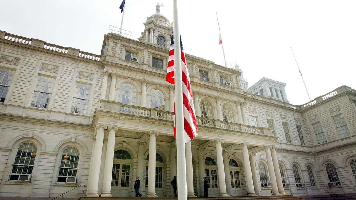 New York City Hall