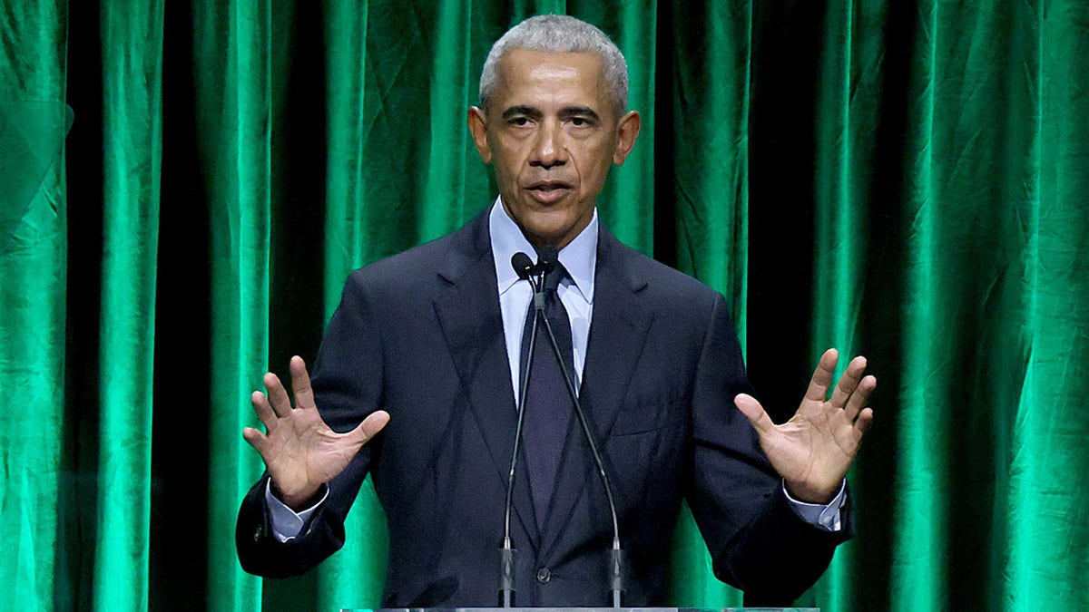 Obama speaking in New York City