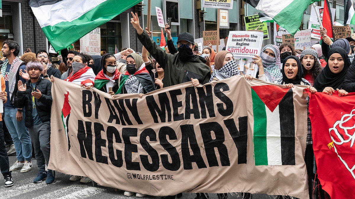 Manifestantes palestinos em Nova York