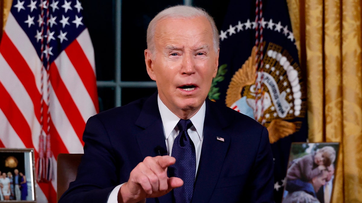 President Biden in Oval Office