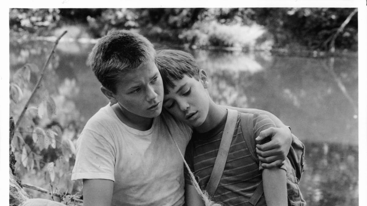 River Phoenix and Wil Wheaton in a scene from Stand By Me
