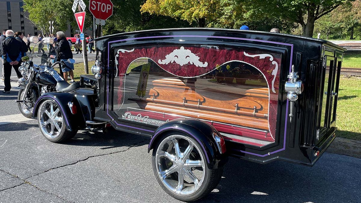hearse carrying mummy