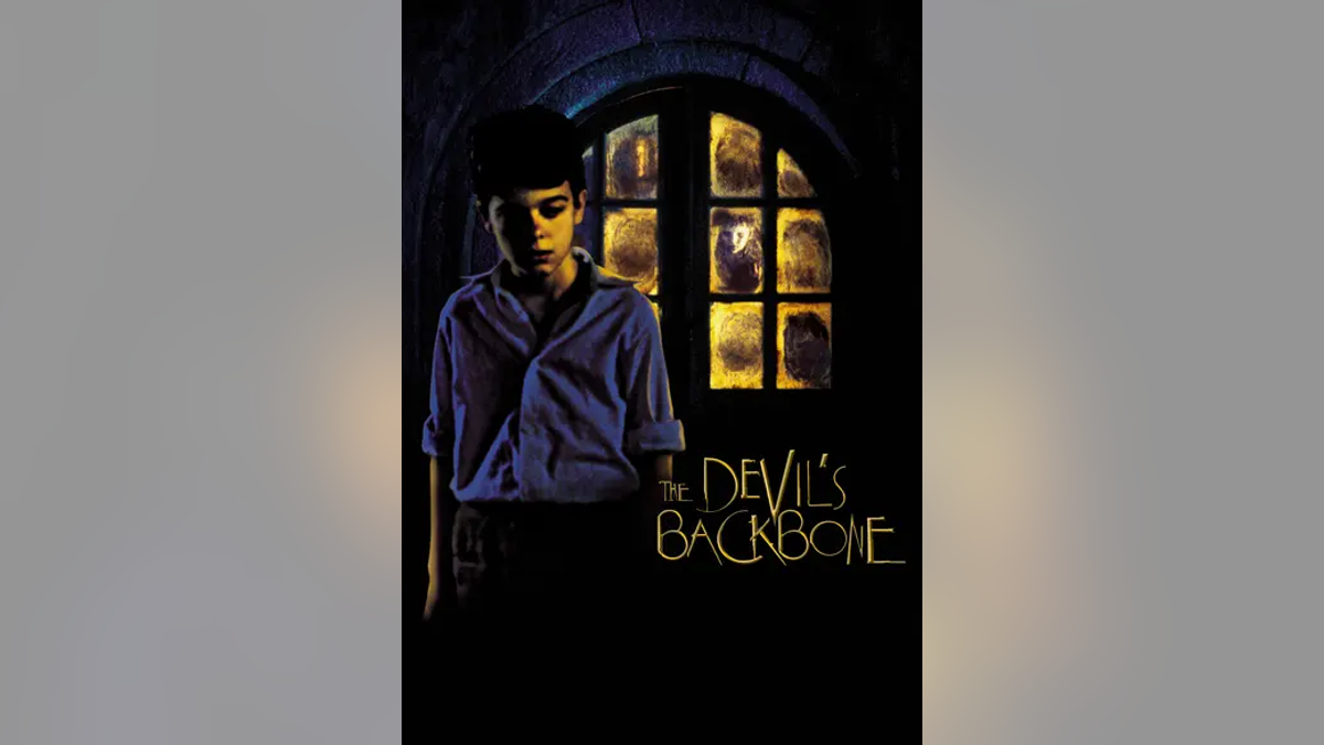 Movie poster of "The Devil's Backbone"