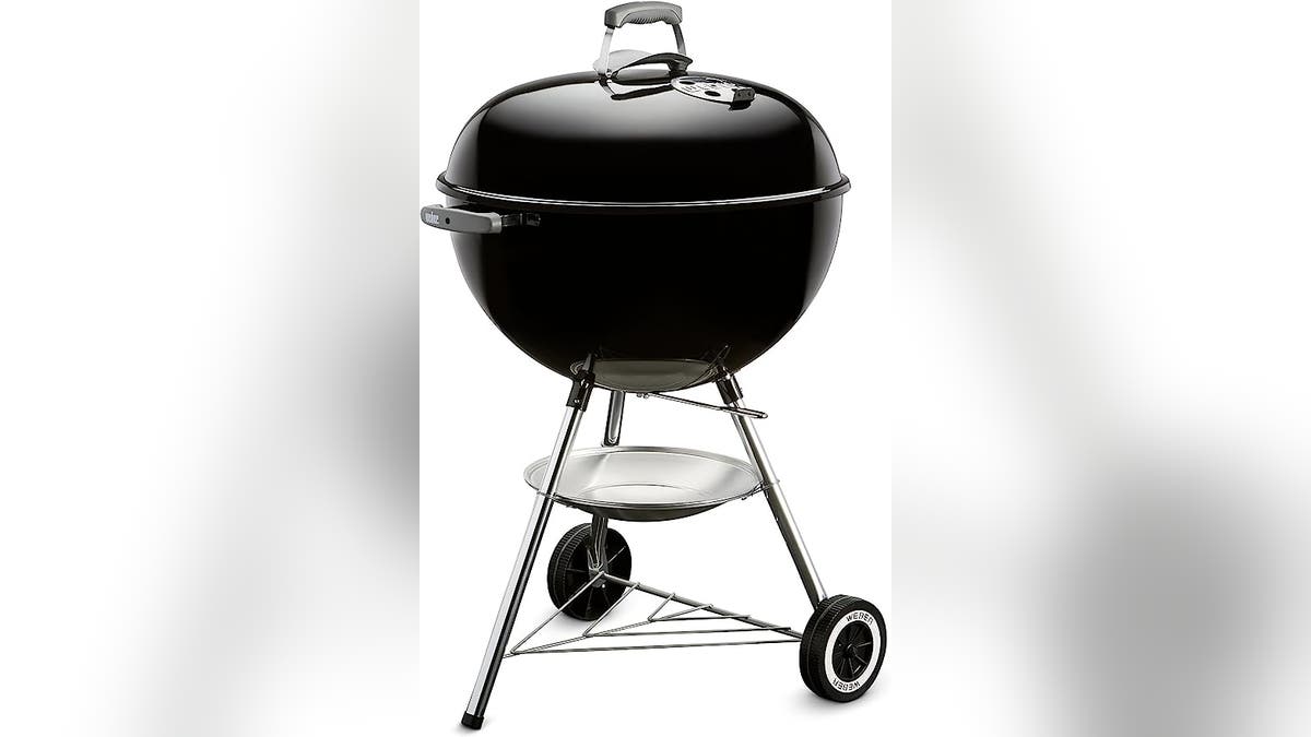 Weber Original Kettle 22-Inch Charcoal Grill