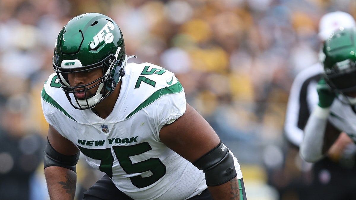 NY Jets might move Alijah Vera-Tucker to offensive tackle again