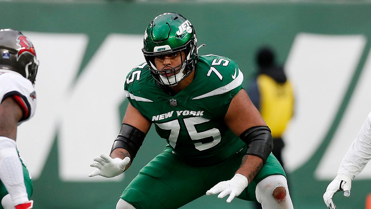 A Look at Jets Draft Pick Alijah Vera-Tucker - Gang Green Nation